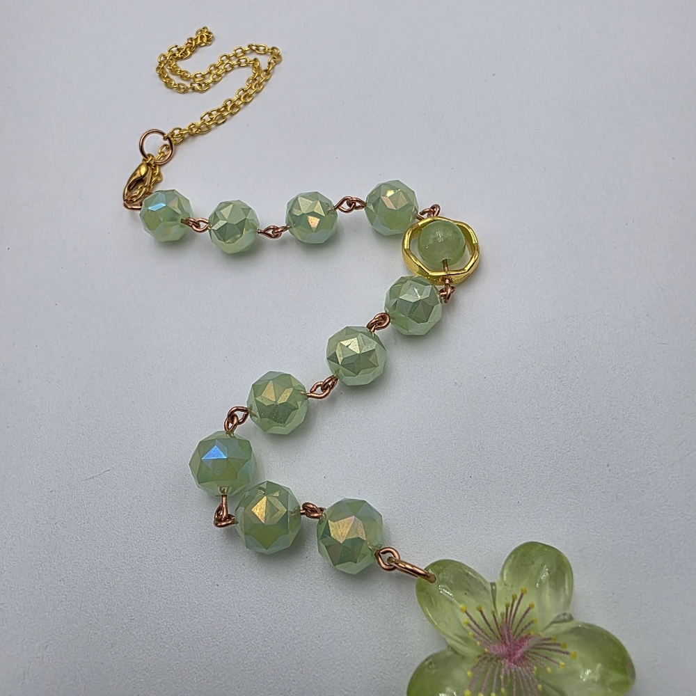 Green Flower Car Charm with Faceted Glass Beads - Handmade - Picture 5 of 5